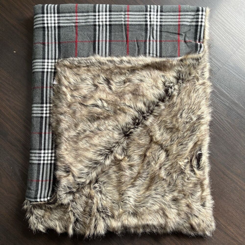 ARHAUS Faux Fur Throw  Blanket 50"x60" Plaid Reversible Luxury Cabin Warm Winter
